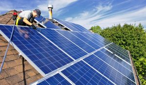 Service d'installation de photovoltaïque et tuiles photovoltaïques à Serifontaine
